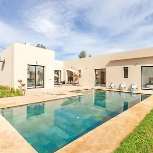 Villa Miami, Jacuzzi, Piscine Chauffee ,table Ping Pong, Marrakesh